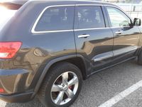 Usata Jeep Cherokee Overland 240 CV (176 kW) 2011 Nero SUV