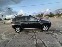 Usata Dacia Duster Lauréate 110 CV (80 kW) 2013 Nero SUV