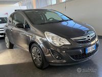 Usata Opel Corsa 85 CV (62 kW) 2013 Grigio Utilitaria