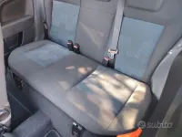Usata Ford Fiesta 73 CV (53 kW) 2006 Bianco Utilitaria