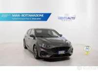 Usata Ford Focus ST-Line 125 CV (91 kW) 2020 Grigio Berlina