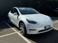 Usata Tesla Model Y RWD 114 kW (155 CV) 2024 Bianco SUV