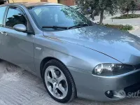 Usata Alfa Romeo 147 150 CV (110 kW) 2006 Grigio Utilitaria