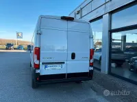 Usata Citroën Jumper 140 CV (102 kW) 2024 Bianco Monovolume