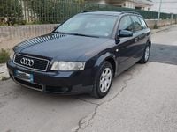 Usata Audi A4 130 CV (95 kW) 2002 Blu Station wagon
