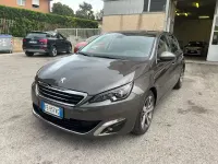 Usata Peugeot 308 GT-line 120 CV (88 kW) 2016 Marrone Berlina