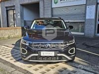 Usata VW T-Roc Life 110 CV (80 kW) 2022 Nero SUV