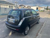 Usata Lancia Ypsilon Platinum 69 CV (50 kW) 2011 Nero Utilitaria