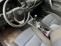 Usata Toyota Auris 90 CV (66 kW) 2015 Beige Station wagon