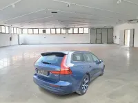 Usata Volvo V60 Core 197 CV (144 kW) 2025 Denim blue metallizzato Station wagon