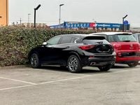 Usata Infiniti Q30 Business Executive 122 CV (89 kW) 2018 Nero Berlina