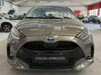 Usata Toyota Yaris Hybrid Trend 115 CV (84 kW) 2020 Marrone Berlina
