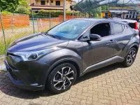 Usata Toyota C-HR Lounge 98 CV (72 kW) 2017 Grigio SUV