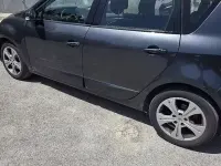Usata Renault Scénic III XMOD 106 CV (77 kW) 2011 Nero Monovolume