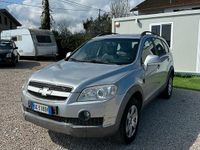 Usata Chevrolet Captiva LS 150 CV (110 kW) 2007 Grigio SUV