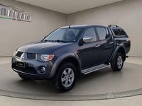 Usata Mitsubishi L200 Invite 136 CV (100 kW) 2007 Grigio Pick-up