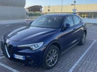 Usata Alfa Romeo Stelvio Business 180 CV (132 kW) 2018 Blu SUV