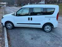 Usata Fiat Doblò 120 CV (88 kW) 2015 Bianco Monovolume