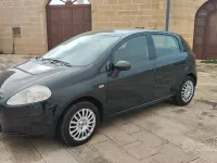 Usata Fiat Grande Punto 75 CV (55 kW) 2011 Bluazzurro Utilitaria
