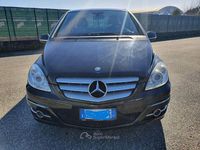 Usata Mercedes B200 193 CV (141 kW) 2009 Blu Monovolume
