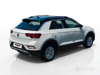 Usata VW T-Roc R-line 110 CV (80 kW) 2024 Bianco SUV