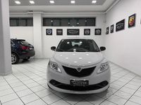 Usata Lancia Ypsilon Gold 69 CV (50 kW) 2018 Grigio Utilitaria