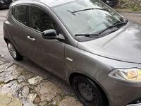 Usata Lancia Ypsilon Platinum 69 CV (50 kW) 2017 Utilitaria