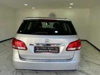 Usata Mercedes B180 Executive 109 CV (80 kW) 2017 Grigio Utilitaria