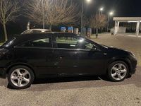Occasion Opel Astra GTC Cosmo 110 ch (80 kW) 2009 Noir Berline