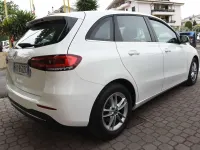 Usata Mercedes B180 109 CV (80 kW) 2019 Bianco Utilitaria
