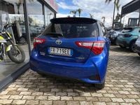 Usata Toyota Yaris Hybrid Edition 73 CV (53 kW) 2018 Blu/azzurro Berlina