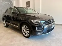 Usata VW T-Roc 150 CV (110 kW) 2019 Nero SUV