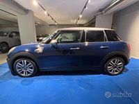 Usata Mini Cooper D 116 CV (85 kW) 2016 Blu Utilitaria
