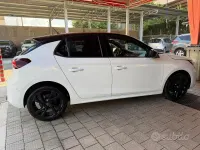 Usata Opel Corsa Edition 75 CV (55 kW) 2020 Bianco Utilitaria