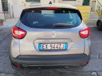 Usata Renault Captur 90 CV (66 kW) 2015 Grigio SUV