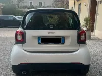 Usata Smart ForTwo Coupé 71 CV (52 kW) 2017 Bianco Coupé