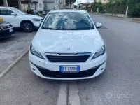 Usata Peugeot 308 110 CV (80 kW) 2016 Bianco Berlina