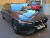 Usata Volvo V60 Business Edition 150 CV (110 kW) 2020 Grigio Station wagon