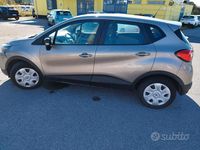 Gebraucht Renault Captur 120 PS (88 kW) 2015 Braun SUV