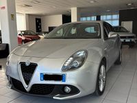 Usata Alfa Romeo Giulietta Super 120 CV (88 kW) 2017 Argento Utilitaria