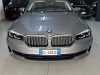 Usata BMW 520 Luxury Line 190 CV (139 kW) 2022 Argento Station wagon