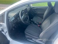 Usata Ford Fiesta 125 CV (91 kW) 2021 Bianco Utilitaria