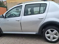 Usata Dacia Sandero Stepway 88 CV (64 kW) 2011 Argento Berlina