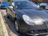 Usata Alfa Romeo Giulietta Distinctive 105 CV (77 kW) 2013 Grigio Utilitaria