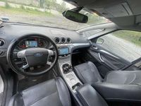 Usata Ford S-MAX Titanium 140 CV (102 kW) 2009 Argento Monovolume