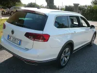 Usata VW Passat Alltrack 200 CV (147 kW) 2022 Bianco Station wagon