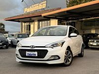 Usata Hyundai i20 Style 75 CV (55 kW) 2015 Bianco Berlina