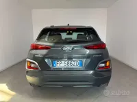 Usata Hyundai Kona Style 120 CV (88 kW) 2018 Grigio SUV