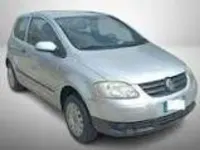 Usata VW Fox 69 CV (50 kW) 2005 Argento Utilitaria