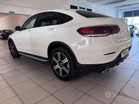 Usata Mercedes GLC300 245 CV (180 kW) 2021 Bianco Coupé